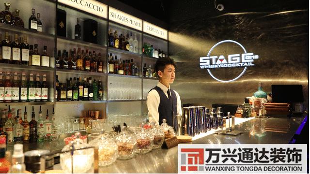 酒吧設(shè)計酒吧設(shè)計風(fēng)格_萬興辦公室裝修公司
